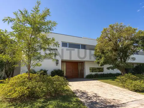Casa en Venta en Mayling Club De Campo, USD 1.800.000
