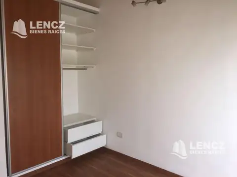 Depto Tipo Casa en Venta en Quilmes, USD 46.000