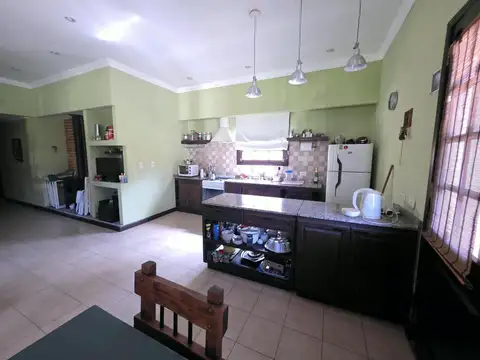 Casa quinta en Venta sobre lote de 1560mts