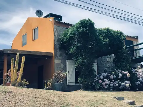 Casa en Alquiler Temporal en Manantiales, USD 11.000