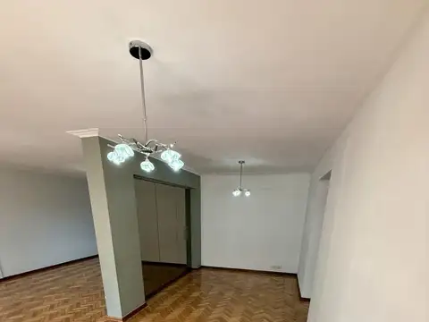RESERVADA      4 dormitorios, dependencia y cochera !
