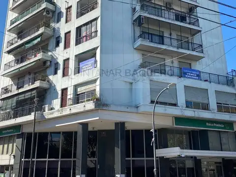 Esquiú 900, Piso 2