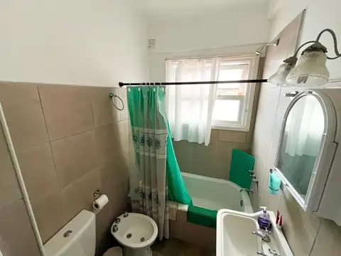 Departamento en Venta en Parque Luro, USD 68.000