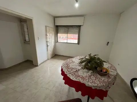 Oliden 4600, Piso PB