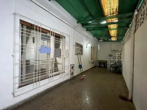 Depto Tipo Casa en Venta 70 años