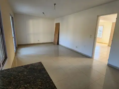 HERMOSO DUPLEX 3 DORMITORIOS EN UNQUILLO A ESTRENA