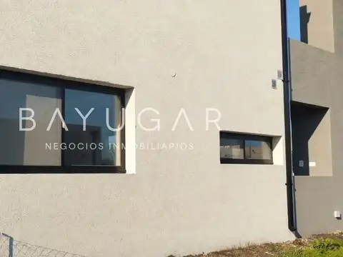 Casa en Venta en Pilar del Este - Santa Elena, USD 185.000