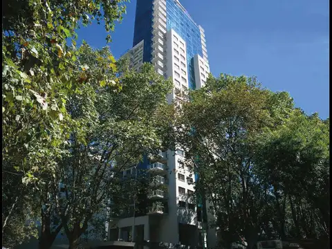 Olazábal al 2200 y Cuba. Torre Unión, Belgrano C. Piso 17 Contrafrente 77 m2 totales, 71 m2 cubiertos. 3 amb. 2 dorm. Suite. 2 baños. Losa radiante. Cochera fija. Pileta. 2 Gym. SUM. Sala reuniones. Jacuzzi. Vigilancia. Cancha fútbol. Parrillas. Amoblado