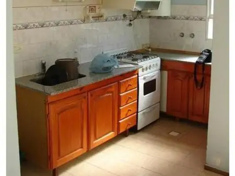 Duplex 3 Dorm, patio, cochera, BºRona s/P Diaz al 2000