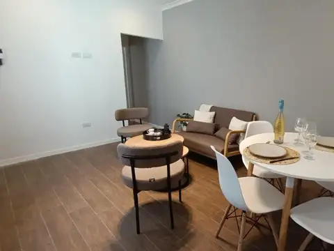 Depto Tipo Casa en Venta en La Perla Sur, USD 68.000