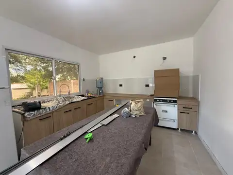 Casa 3 ambientes con 1 baño
