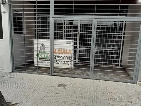 EXCELENTE LOCAL  "BAJAS EXPENSAS" RINCON Y AV BELGRANO
