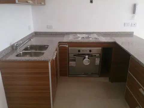 Departamento en Alquiler en Haedo Sur, $ 420.000