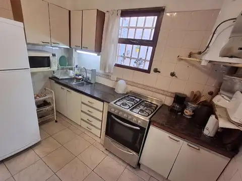 Depto Tipo Casa 4 ambientes con 1 baño