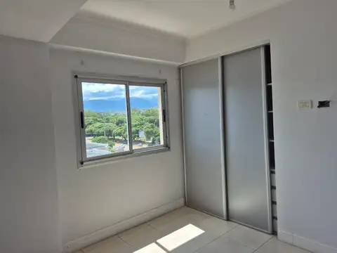 20 de Febrero 1400, Piso 7 H