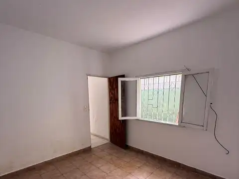 Depto Tipo Casa en Alquiler de 2 ambientes