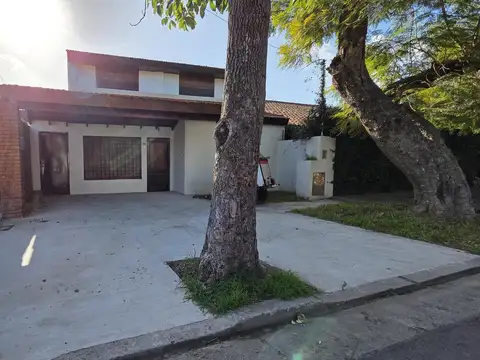 Casa 4 Dor y Jardin en Beccar