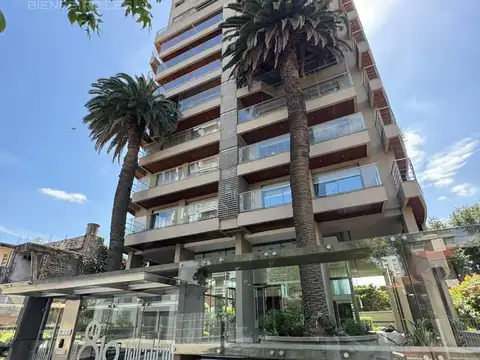 Piso 6 ambientes de 240m2 en Venta - Quilmes Centro