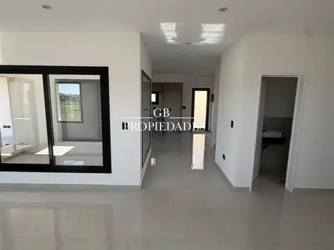 Casa en Venta en Pilar Del Este - Santa Elisa, USD 205.000