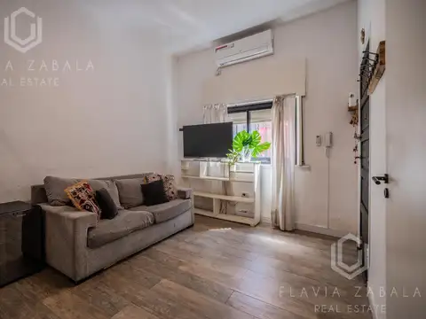 Depto Tipo Casa en Venta 60 años