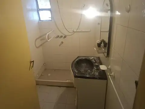 Depto Tipo Casa en Alquiler en Billinghurst, $ 550.000