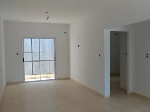 Casa Dúplex  en Alquiler en Villa Ballester, San Martin, G.B.A. Zona Norte