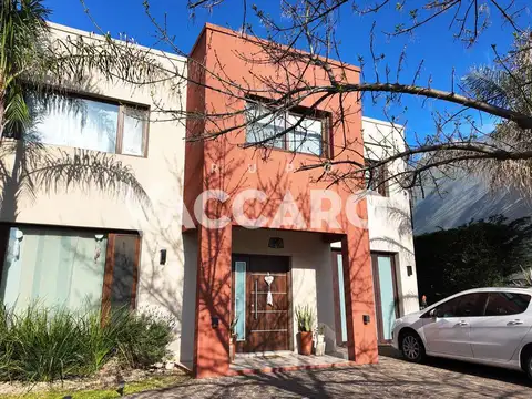 Venta de Casa 5 AMBIENTES en Haras María Victoria, Moreno