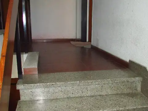 Mercedes 4600, Piso 1