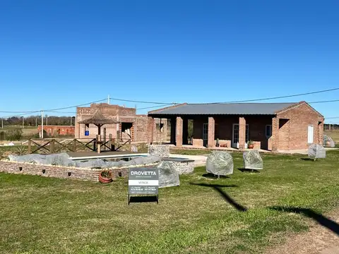 Casa a terminar en Solares Sur - Pueblo Carcaraes