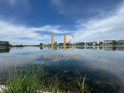 LOTE A LA VENTA EN MARINAS A LA LAGUNA.- PUERTOS DEL LAGO