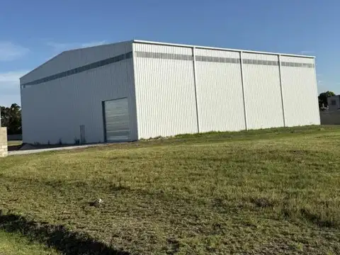 Impresionante Nave Industrial En Venta En Moreno