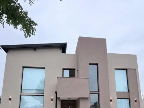 espectacular casa de 6amb en Santo Tomas