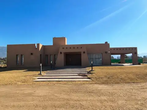 CASA AMOBLADA. BARRIO PRIVADO LOS SAUCES  ZONDA