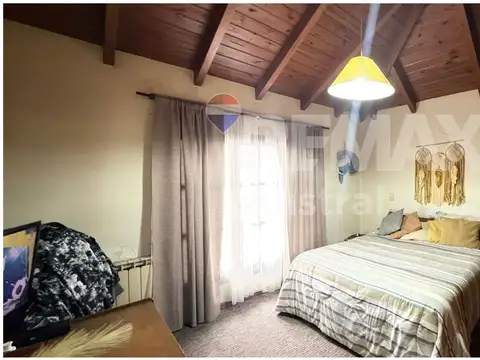 Depto Tipo Casa 8 ambientes con 4 baños