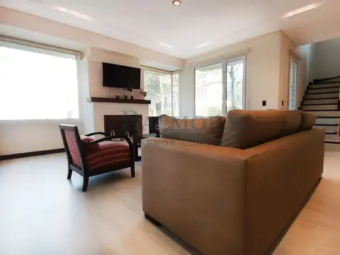 Casa en Alquiler- Zona: Pinamar Chico / REF: 8223