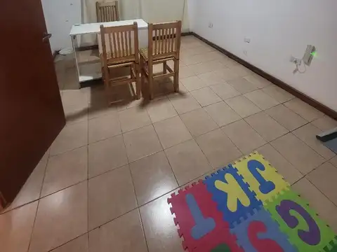Depto Tipo Casa 3 ambientes con 2 baños