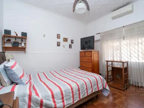 Depto Tipo Casa 7 ambientes con 2 baños