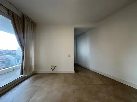 Departamento en Alquiler en La Perla Sur, USD 850