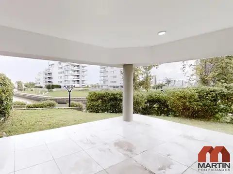 Marinas del Canal, 3 ambientes dormitorio en suite, 2 cocheras, baulera y jardín con vista al rio