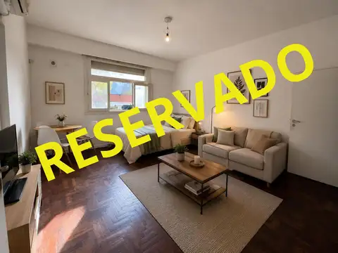 En Venta Departamento de 1 AMBIENTE al frente con Patio  Chacarita