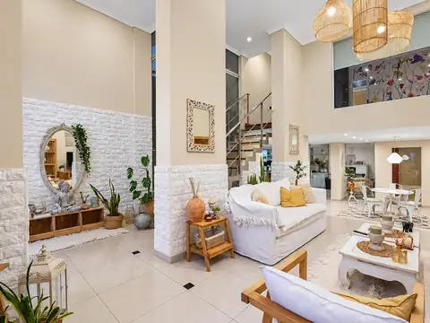 Depto Tipo Casa en Venta de 3 ambientes