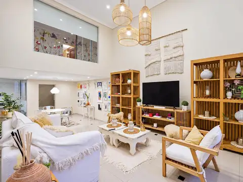 Depto Tipo Casa 3 ambientes con 3 baños
