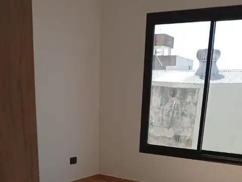 Pueyrredon 2700, Piso 1°