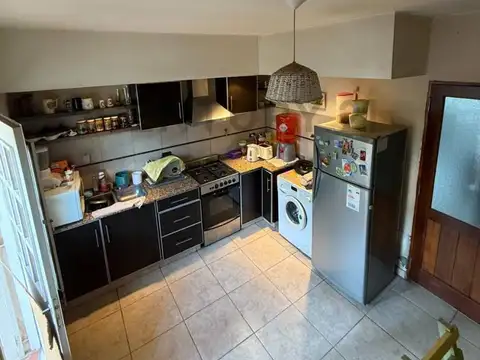 Chubut 936 100, Piso 1