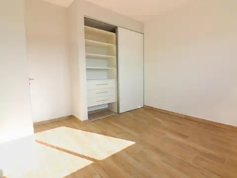 Excelente departamento 3 ambientes a estrenar al frente en Villa Ballester
