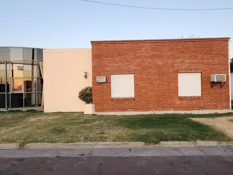 Oficina en Venta en Carlos Tejedor, USD 480.000