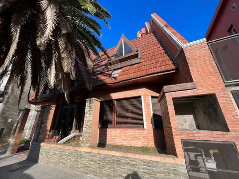 Casa en Venta en Villa Luro, USD 399.000