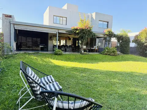 Casa en Venta en Morada, USD 298.000