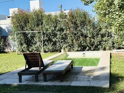 Casa 3 ambientes con 2 baños