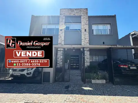 VENTA – INMEJORABLE CASA 7 AMBIENTES C/PISCINA – CIUDAD JARDÍN